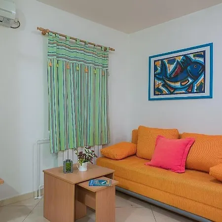 In With Balcony, Air Conditioning, Wi-fi, Washing Machine